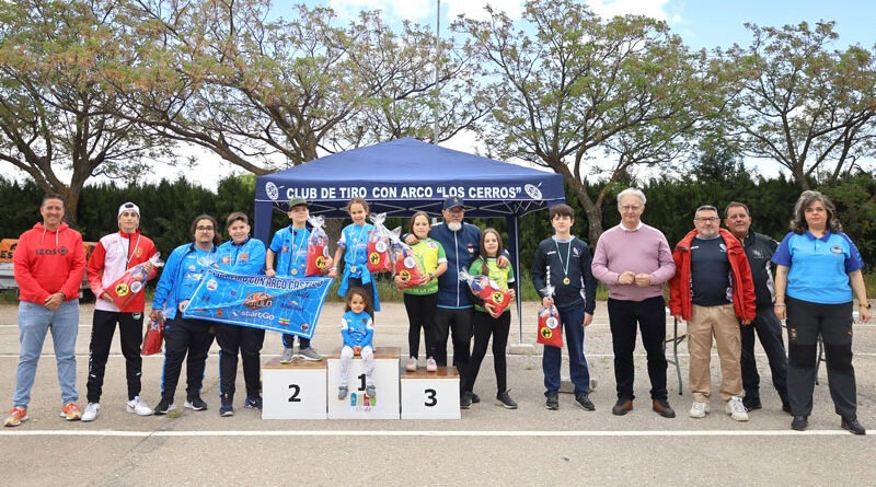 Más de 40 participantes se citaron en el Campeonato Provincial de Tiro con Arco al Aire Libre de Úbeda
