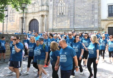 Gran participación en la X Marcha Solidaria de la Unión de Cofradías